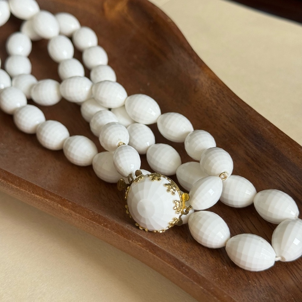 Vtg West Germany White Necklace